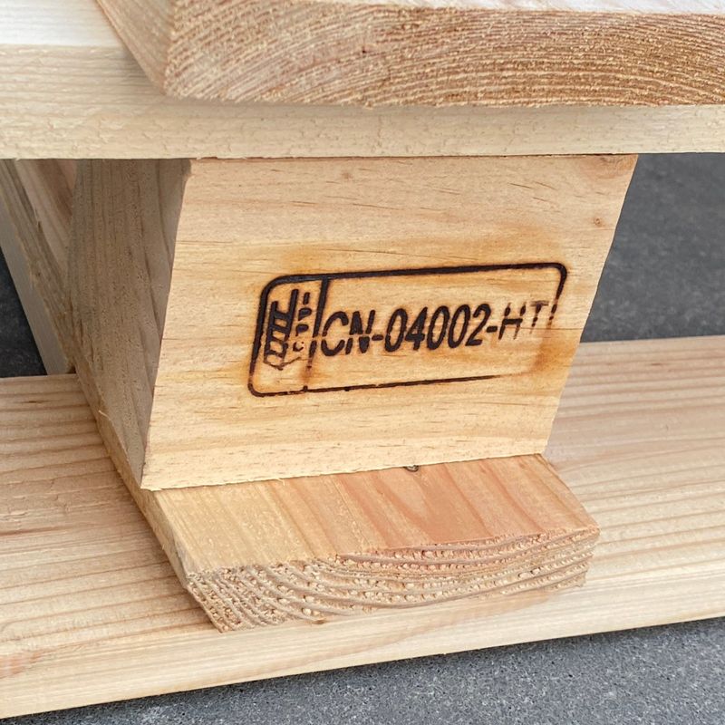 2面木製のユーロパレット 4面木製のパレット 配送物流輸送用