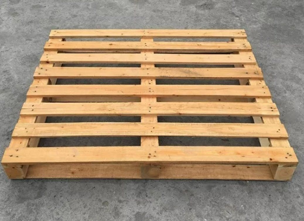 1200 X 1000 X 130mm 4 方向 木製パレット 強い構造 ユーロ エパール 固い木製パレット